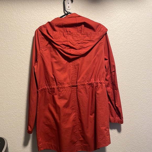 Practically new, worn only a couple times. No stains or tears - Picture 2 of 2